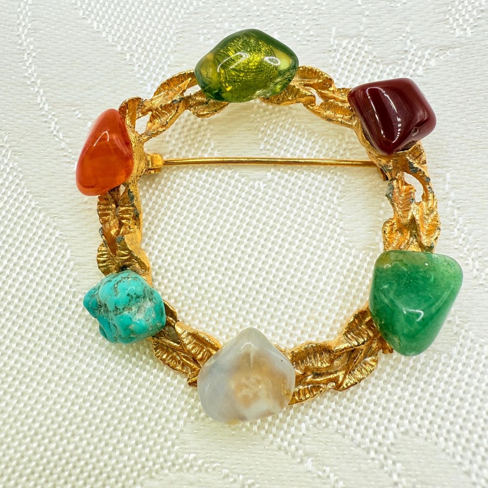 Vintage Multi-Color Gemstone Chips Circle Wreath w/ Gold Tone Leaves Brooch